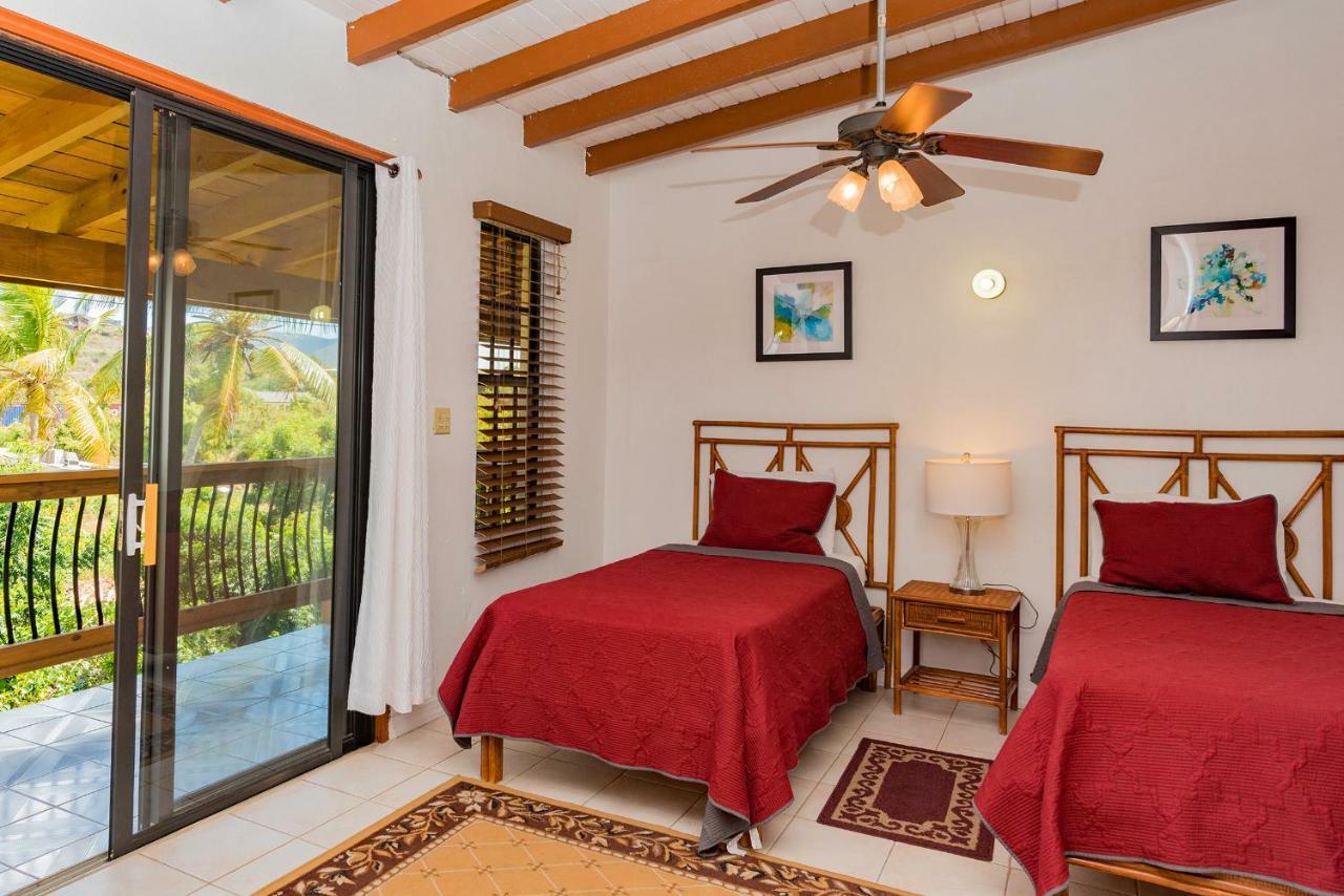 Bayview Vacation Apartments Spanish Town Eksteriør bilde