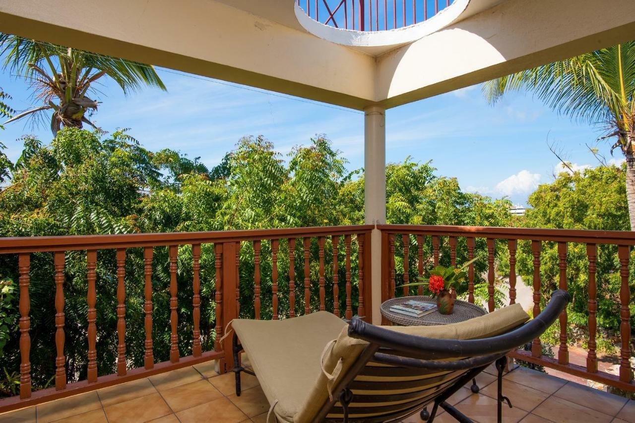 Bayview Vacation Apartments Spanish Town Eksteriør bilde